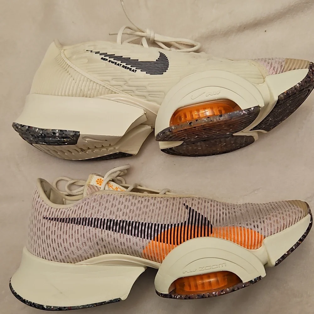VGUC Nike Women's Superrep Cream, Lilac and Orange Sneakers. US Size 11 - Picture 4 of 8